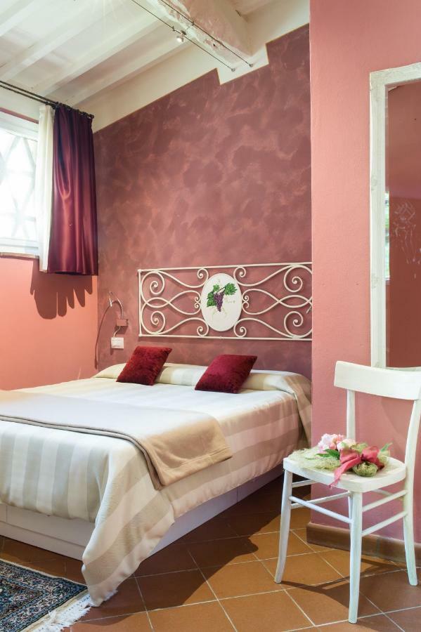 Fattoria Pogni Agroturismo *