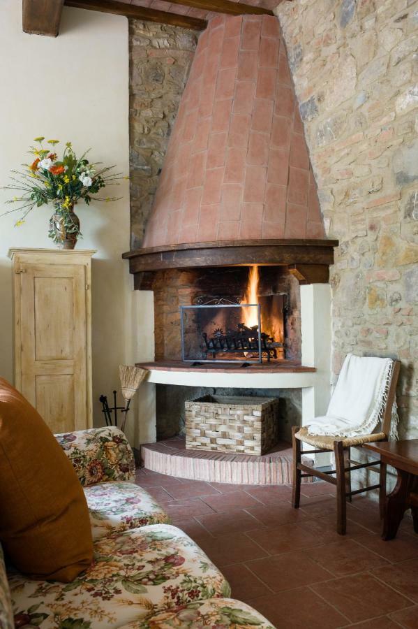 Fattoria Pogni Agroturismo *